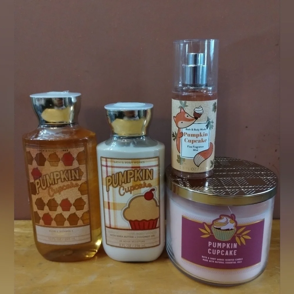 Bath & Body Works Pumpkin Cupcake Bundle Lotion Shower Gel Mist Candle NEW